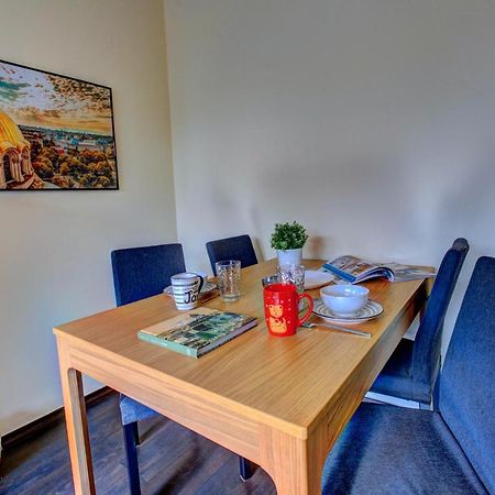 1Bd Nest In The Heart Of A Traditional Sofia Exterior photo